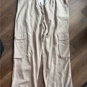 Women’s Beige Cargo Pants